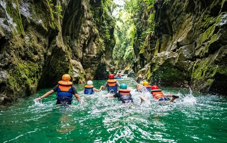 Green Canyon (Cukang Taneuh)