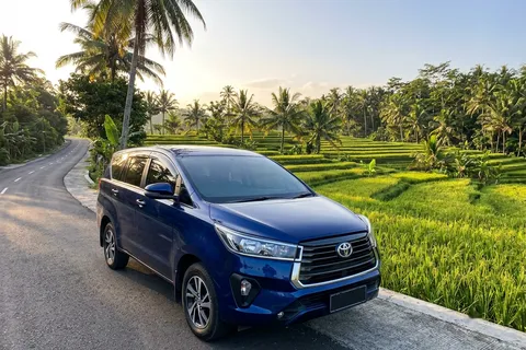 Sewa Mobil + Driver Pangandaran